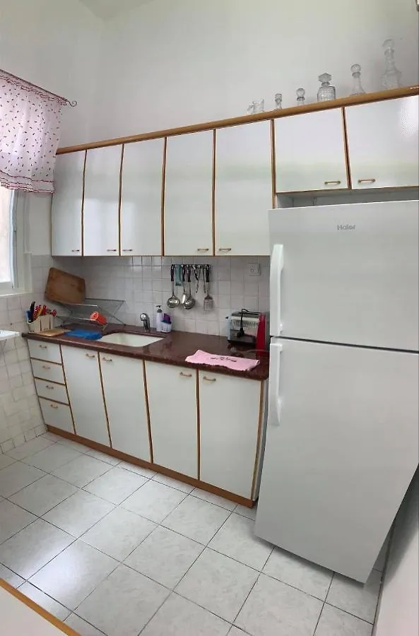 Apartments Comfy - For A Quiet Family Holiday Haifa