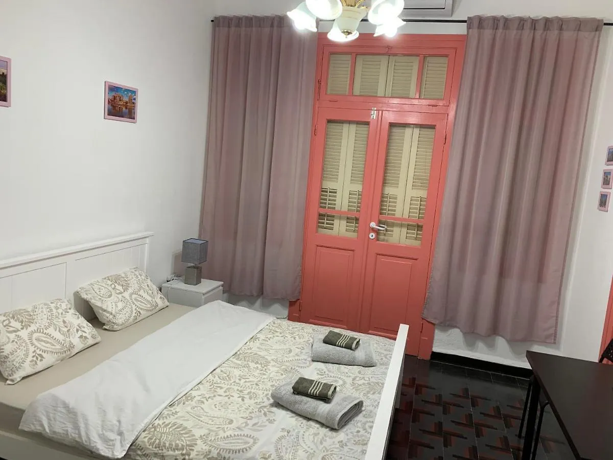 Apartments Comfy - For A Quiet Family Holiday Haifa